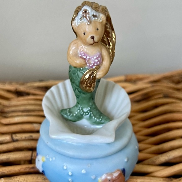 Muffy Vanderbeat Other - Muffy Vanderbear Club Trinket Box